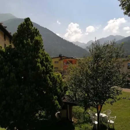 Casetta Indipendente Nel Per 2/3 Persone *