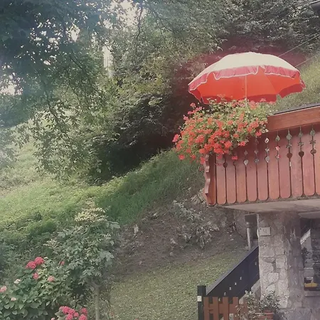 Casetta Indipendente Nel Per 2/3 Persone Ferienhaus Breguzzo